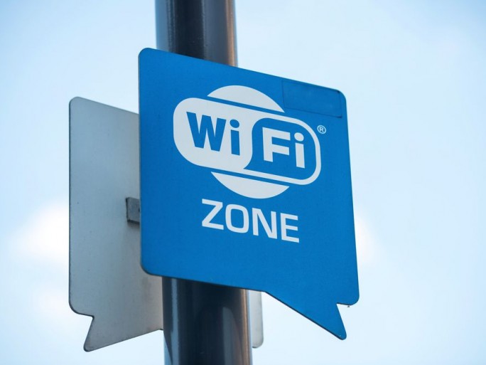 Les voyageurs d'affaires ignorent les risques du WiFi public